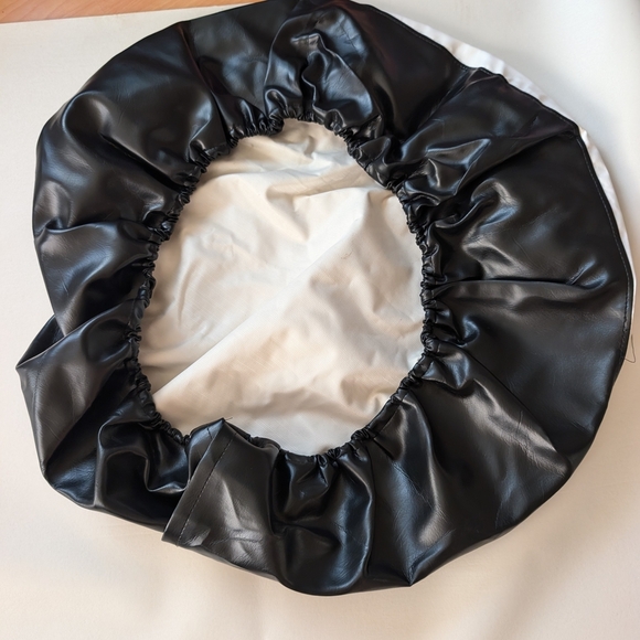 Jeep The Nighmare Before Christmas 17 Inch Spare Tire Cover - Picture 10 of 11